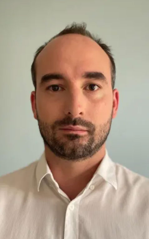 Dr BOUCHAREINE Nicolas