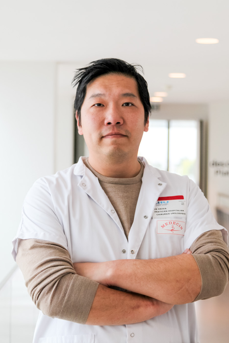 Dr YE Haixia
